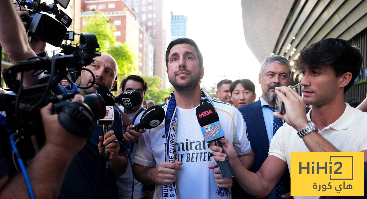 على طريقة بيريز .. انتقادات حادة لـ ريكيلمي بسبب الصفقات الجديدة!