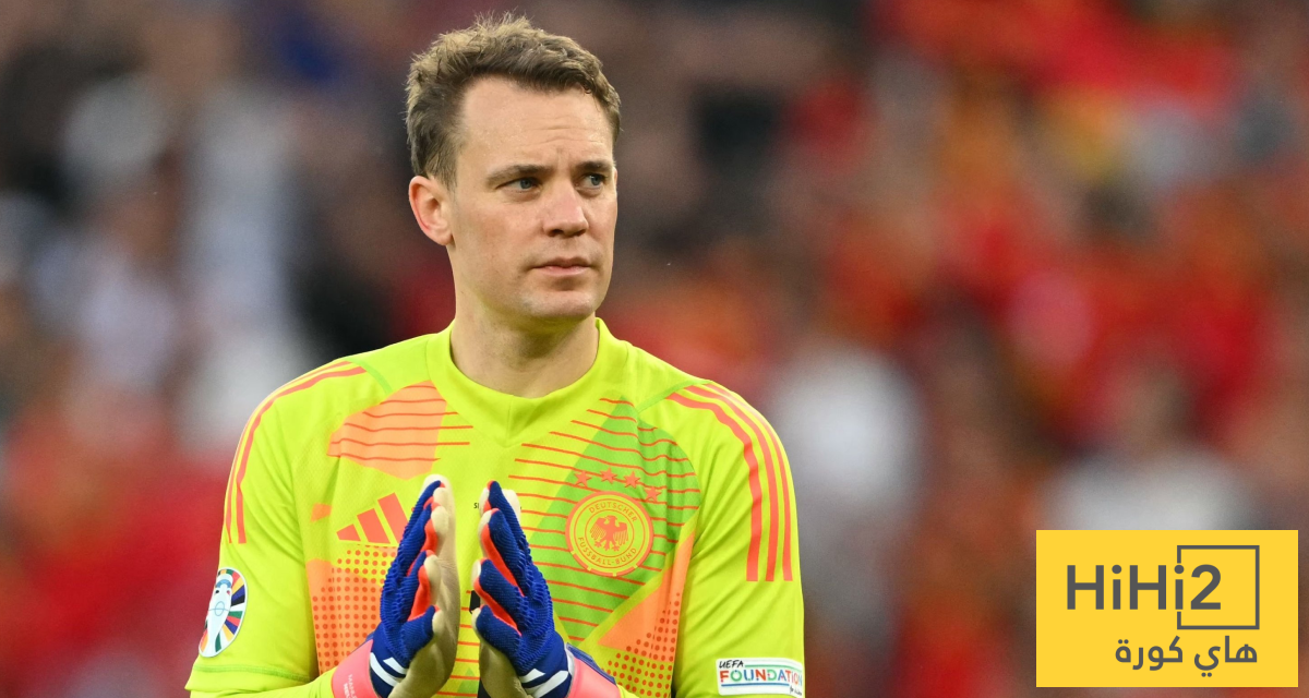 صور – نوير يعود لتدريبات المنتخب الألماني