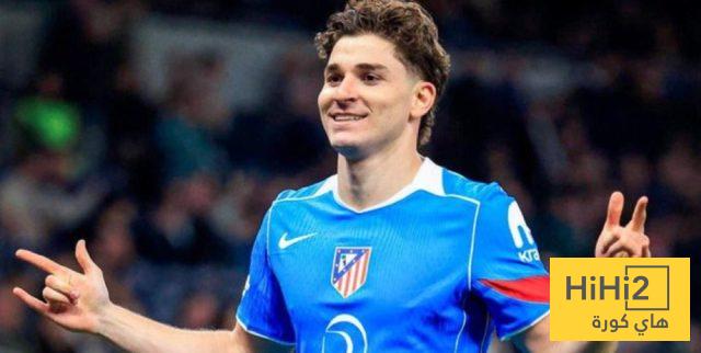 برشلونة أمام طريق طويل مع ألفاريز