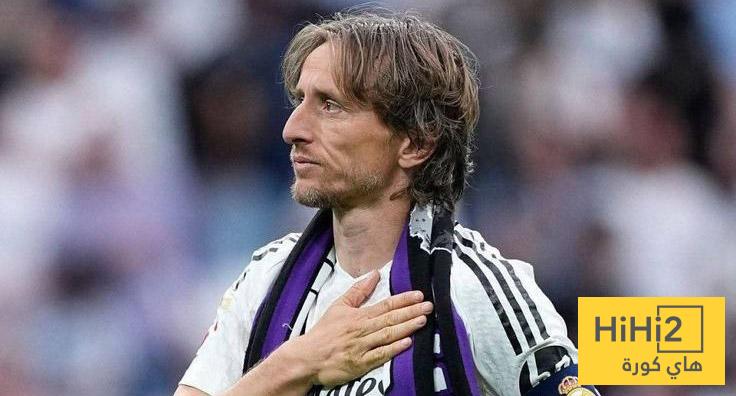 ريال مدريد يحتفظ بأسطورته!