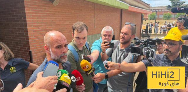 غوارديولا يشيد بصفقة برشلونة المحتملة ويكشف مستقبله
