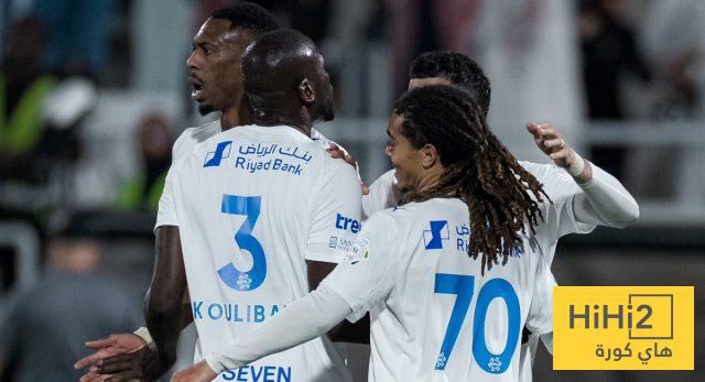 نجم الهلال المعار يُوصف بـ ” أفضل ظهير عصري ” !