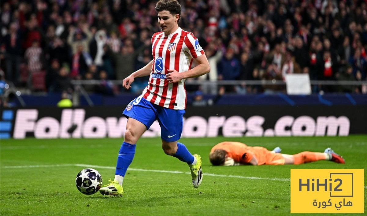 ريال مدريد يدخل سباق ألفاريز ويزاحم برشلونة على صفقة الـ150 مليون