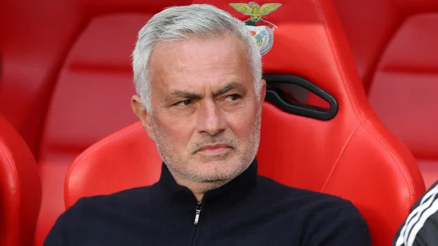 مورينيو يقلب الطاولة على برشلونة وأتلتيكو مدريد !