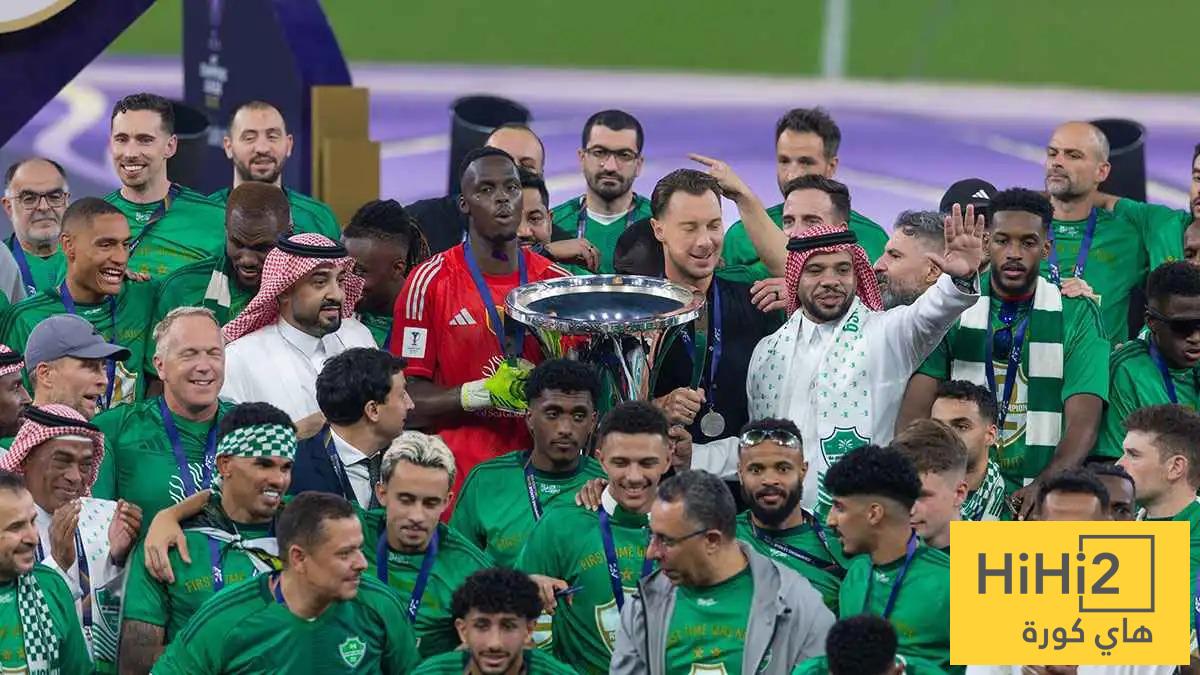 ميلان يحسم موقفه من التعاقد مع مدرب الأهلي السعودي