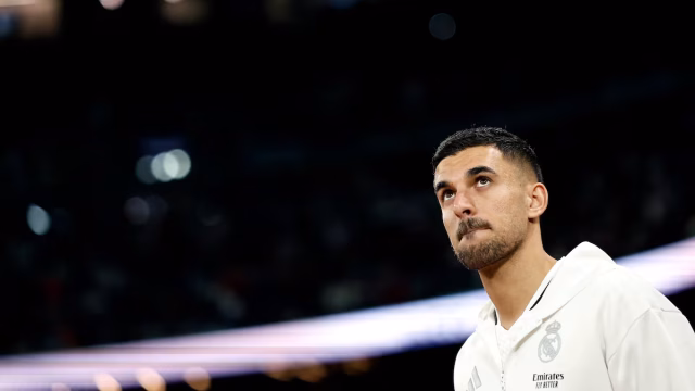 مفاجأة ريال مدريد لسيبايوس !