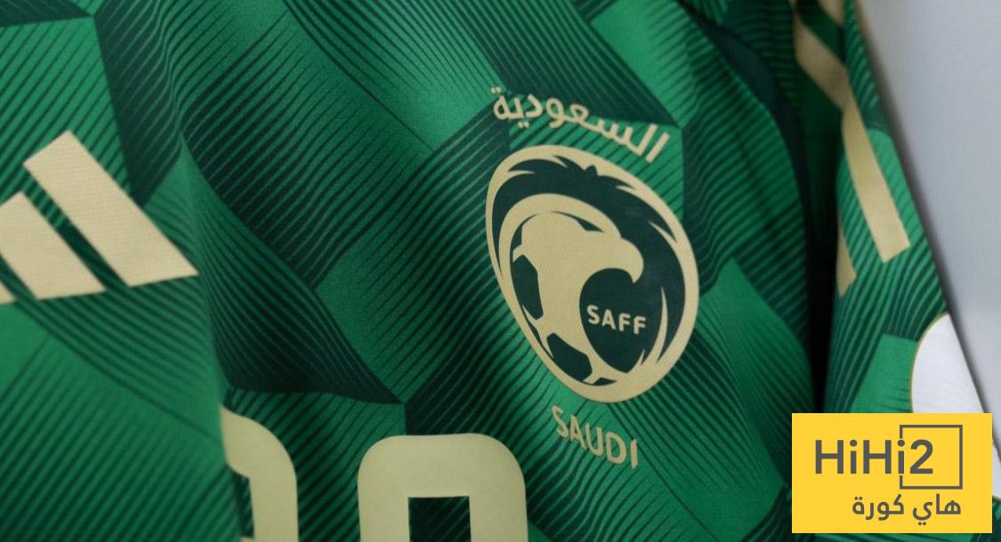 هل يدفع الأخضر ثمن مجاملة النجوم ؟