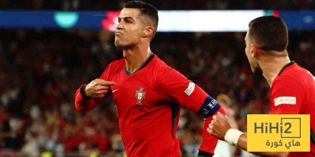 صورة ..  دايوت يمازح رونالدو بالمغازلة  