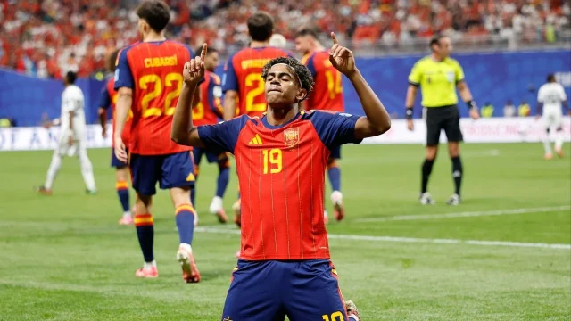 لامين يامال يكرر أشهر أخطائه مع برشلونة!