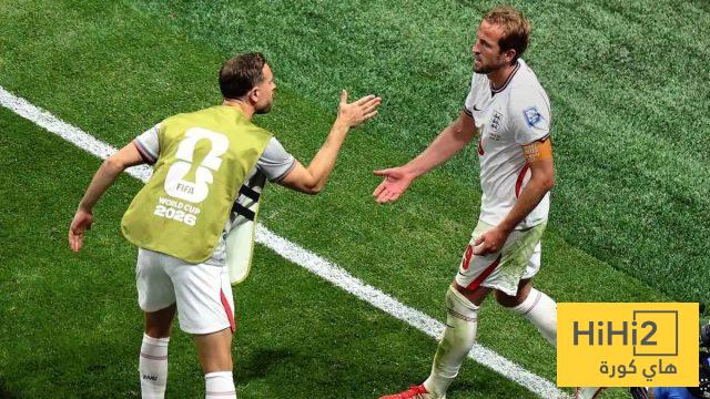 خرج على نقالة بعد الاحتفال.. إصابة غريبة تضرب لاعب منتخب إنجلترا
