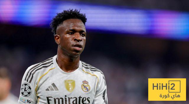 اجتماع حاسم بين ريال مدريد ووكلاء فينيسيوس.. ومورينيو يفاجئ الإدارة برأيه الفني