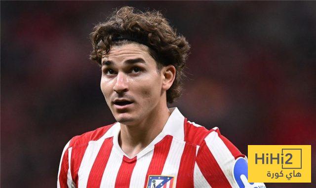 برشلونة سيتعاقد مع مهاجم آخر .. إما جوليان أو غيره