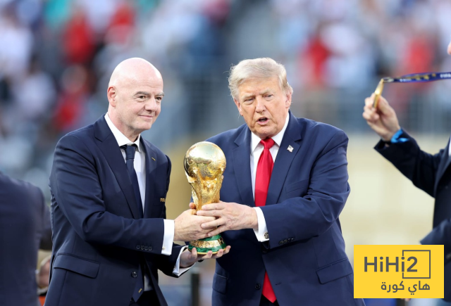 صورة – كأس العالم في كيس قمامة!
