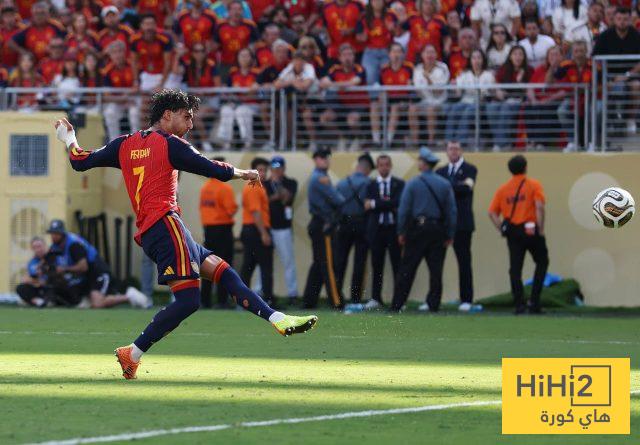 بطل إسبانيا يقترب من الرحيل عن برشلونة