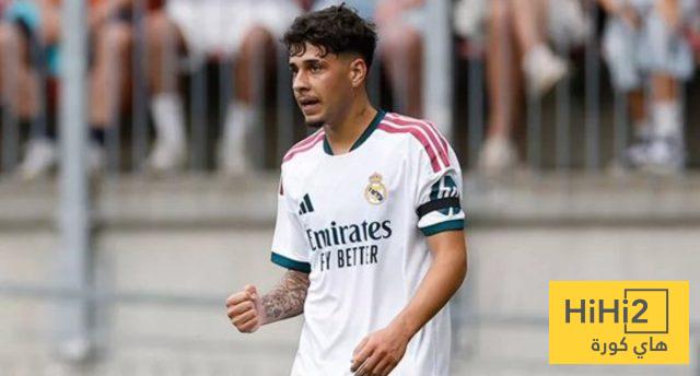 أليكسيس سيريا يكشف ما طلبه مورينيو منه قبل مباراة فيورنتينا