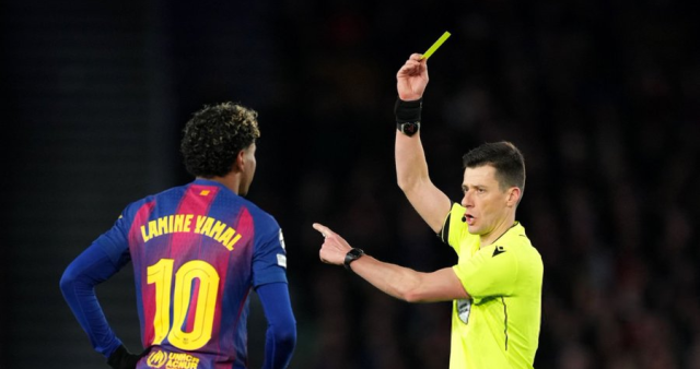 رسميًا.. اليويفا يعدل قانون الإيقاف بالبطاقات الصفراء في دوري الأبطال