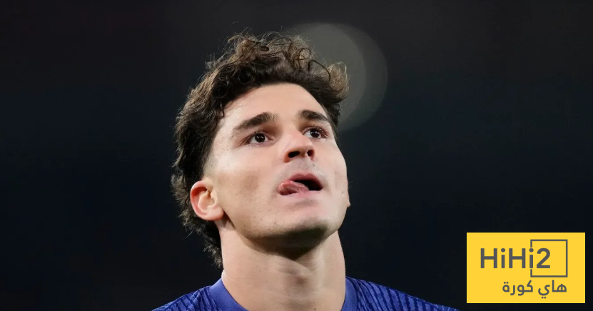غياب جوليان ألفاريز عن تدريبات أتلتيكو مدريد يثير التساؤلات
