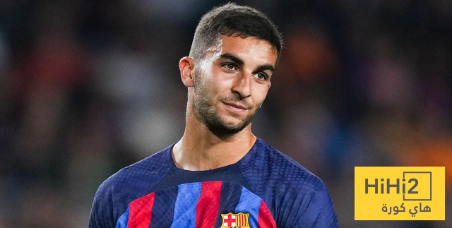 البند الغريب في عقد توريس .. هل توقع أليماني رحيله عن برشلونة ؟