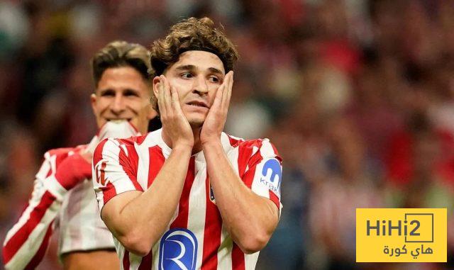 تهديد غير مباشر من برشلونة لـ ألفاريز