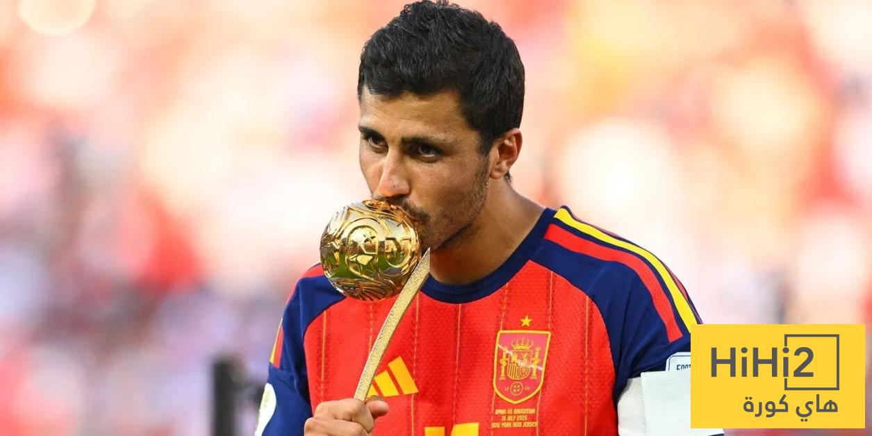 هل حقا تم رفض العرض الثالث من برشلونة لـ رودري ؟