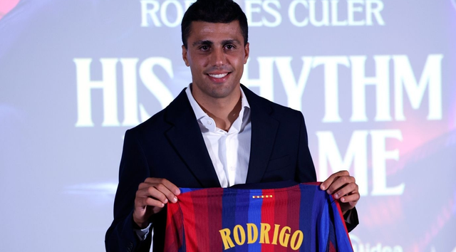 لاعب ريال مدريد الجديد وراء تفضيل رودري الانضمام إلى برشلونة