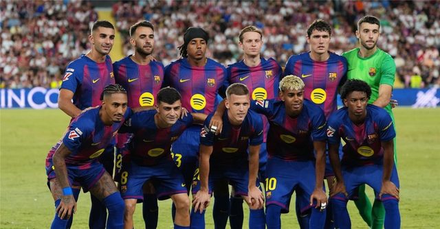 برشلونة يدفع أكثر لاعبيه انتماء إلى الرحيل