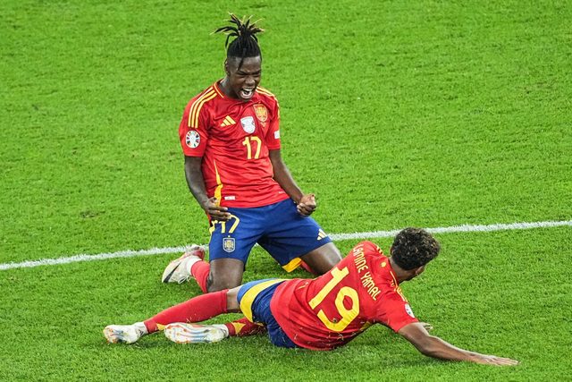 لويس دي لا فوينتي يحسم موقفه من نجم منتخب إسبانيا