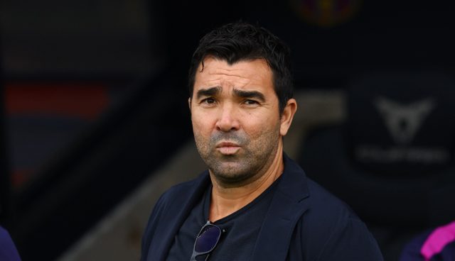 برشلونة يغلق ملف تجديد عقود 3 لاعبين.. فمن هم؟