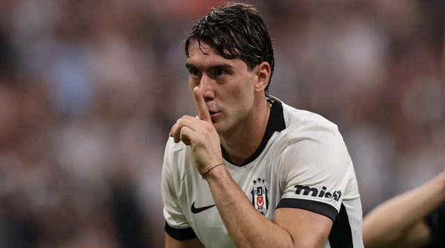 ماذا قال فلاهوفيتش عن اهتمام ريال مدريد وبرشلونة به؟
