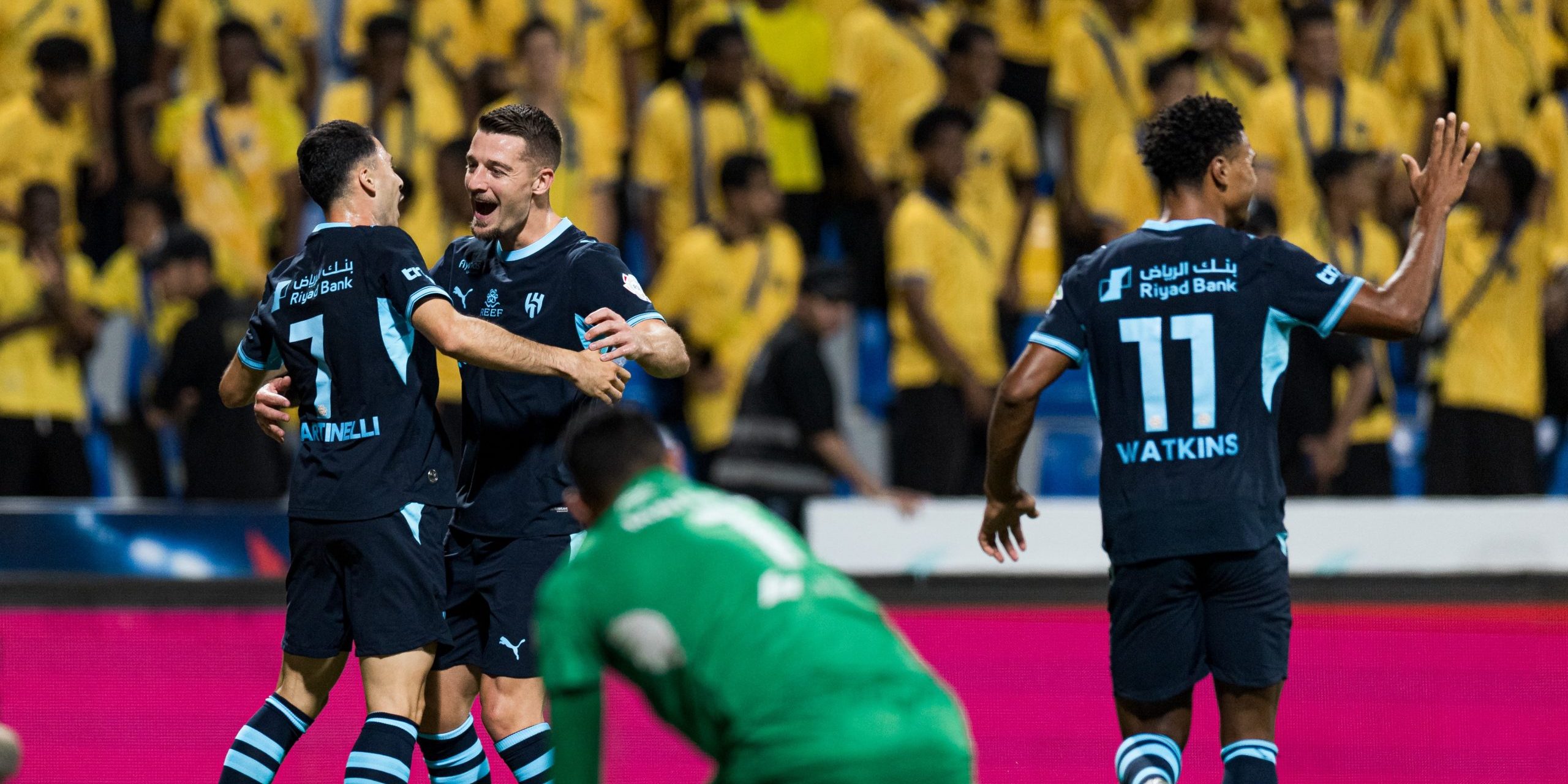 الصالح نيوز : الهلال يطارد صدارة دوري روشن قبل مواجهة الحزم بفارق نقطة واحدة