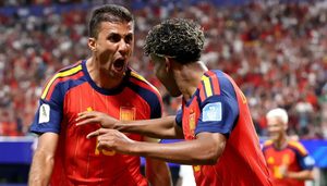 مفاجأة الكرة الذهبية.. برشلونة يملك 3 أوراق أمام مبابي