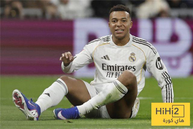 مبابي مطالب بتعويض باريس سان جيرمان بأمر المحكمة
