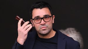 ديكو قلب المعادلة .. صفقة واحدة تضاعفت قيمتها  في برشلونة