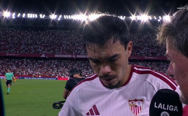 لاعب اشبيلية يكشف حديثه مع لامين