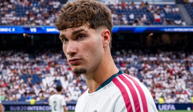 ريال مدريد ينهي عقوبة سيستيرو.. واللاعب يعود أمام أتلتيكو