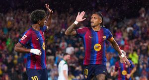 برشلونة يقترب من تأمين رافينيا.. التحول الهجومي يغيّر قيمة النجم البرازيلي