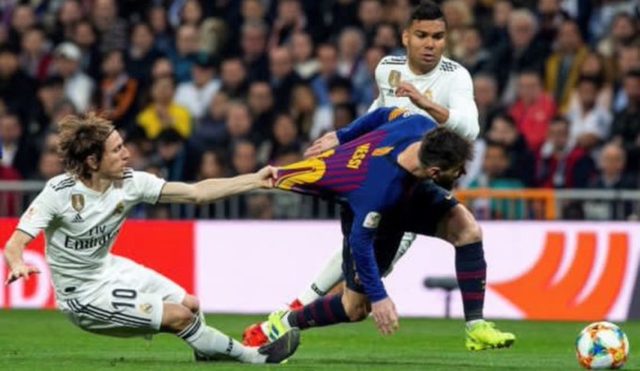 تعليق مودريتش على اعتزال ميسي دوليا