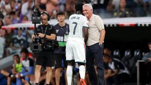 مورينيو يكشف أول المستبعدين من قائمة ريال مدريد أمام فياريال