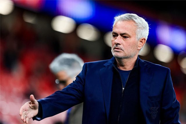 بينهم منبوذ ريال مدريد.. ميلان يجهز ضربة مزدوجة