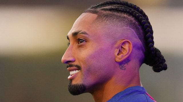 أرقام خرافية لرافينيا لاعب شهر سبتمبر في الدوري الإسباني