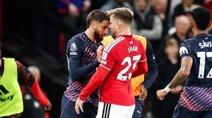 توتنهام يكرر رقما سلبيا عمره 18 موسما بعد التعادل مع مانشستر يونايتد