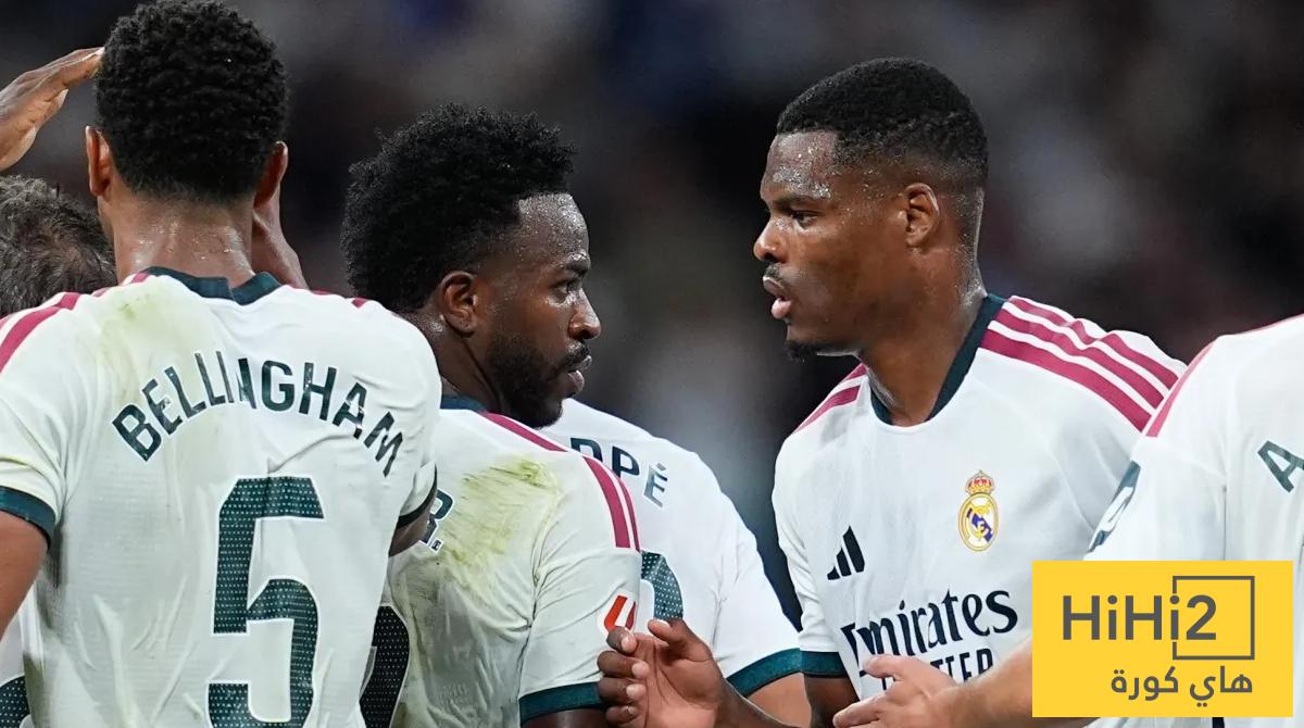 صور : فضيحة الفتيات والسهر بين رباعي ريال مدريد