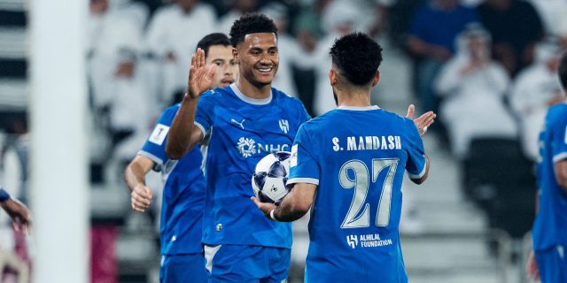 الهلال يُسقط السد بثنائية.. واتكينز ونيفيز يقودان الزعيم لانتصار آسيوي جديد