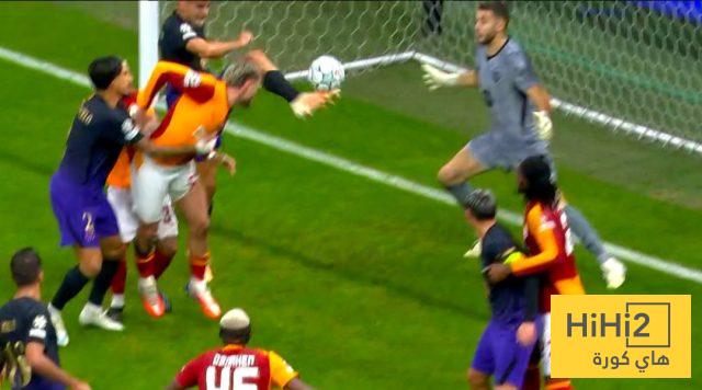 بكلمتين فقط … أرشيفو فار تحسم الجدل بشأن هدف غلطة سراي الملغي ضد برشلونة