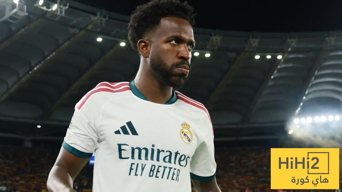 نجم ريال مدريد السابق يدافع عن فينيسيوس و يطالب باستبعاده من التشكيلة الاساسية