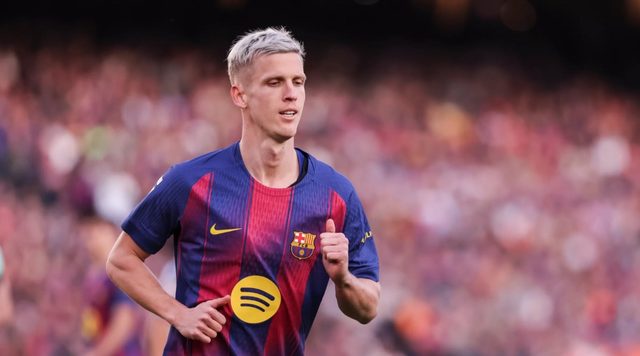ديكو يتحرك لحسم مستقبل أولمو مع برشلونة وسط اهتمام بايرن ميونخ