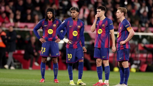 بايرن ميونخ يرفض دفع 90 مليون يورو في ظهير برشلونة