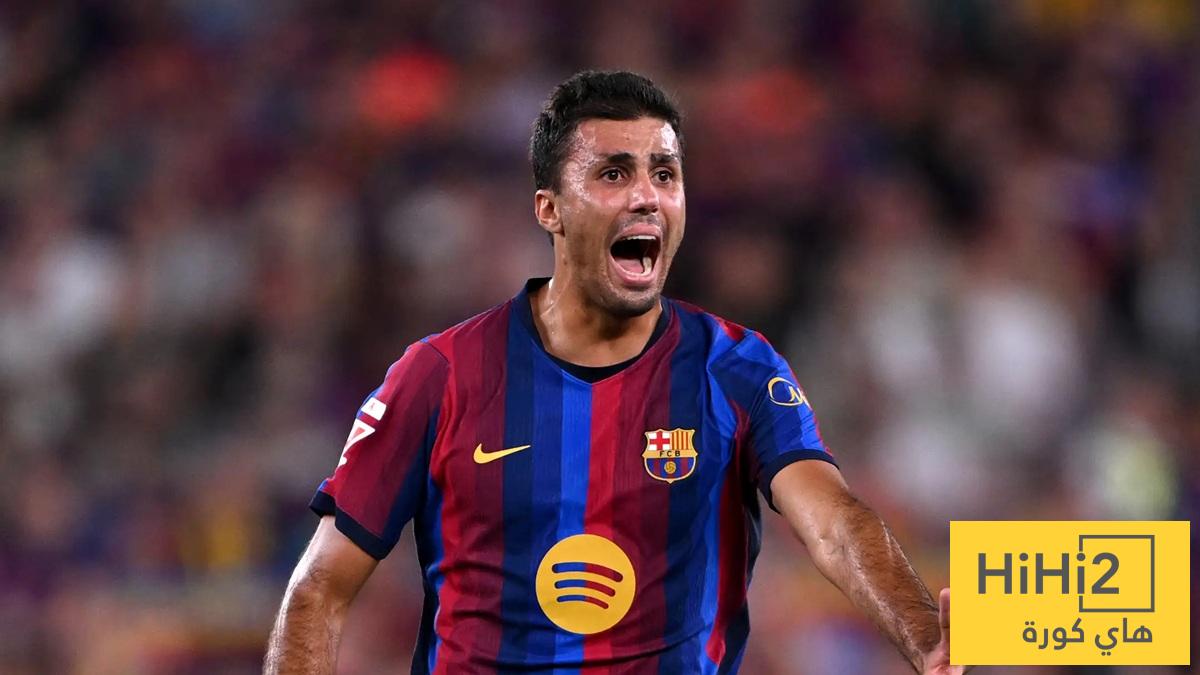 حل دفاعي قد يضرب توازن وسط برشلونة