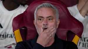 مورينيو عن فينيسيوس: «لو كنت مكانه لرحلت عن ريال مدريد»