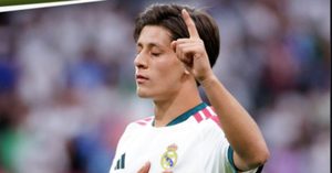 مقدم قناة ريال مدريد يرد على الجدل حول لقطة غولر وبيكي
